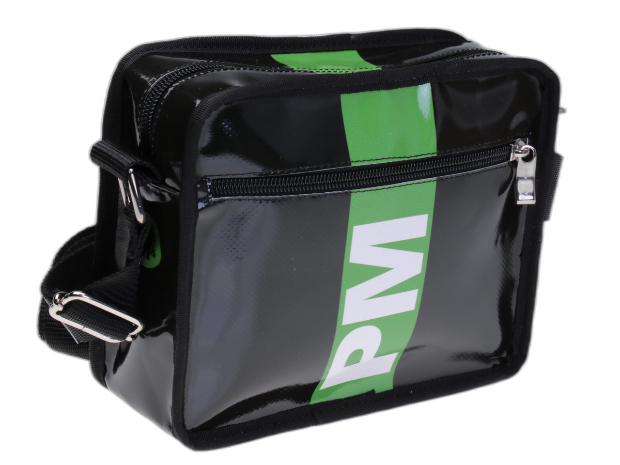 BORSA CROSSBODY GENDERLESS NERA E VERDE. MODELLO FRIK REALIZZATO CON TELONI DI CAMION.